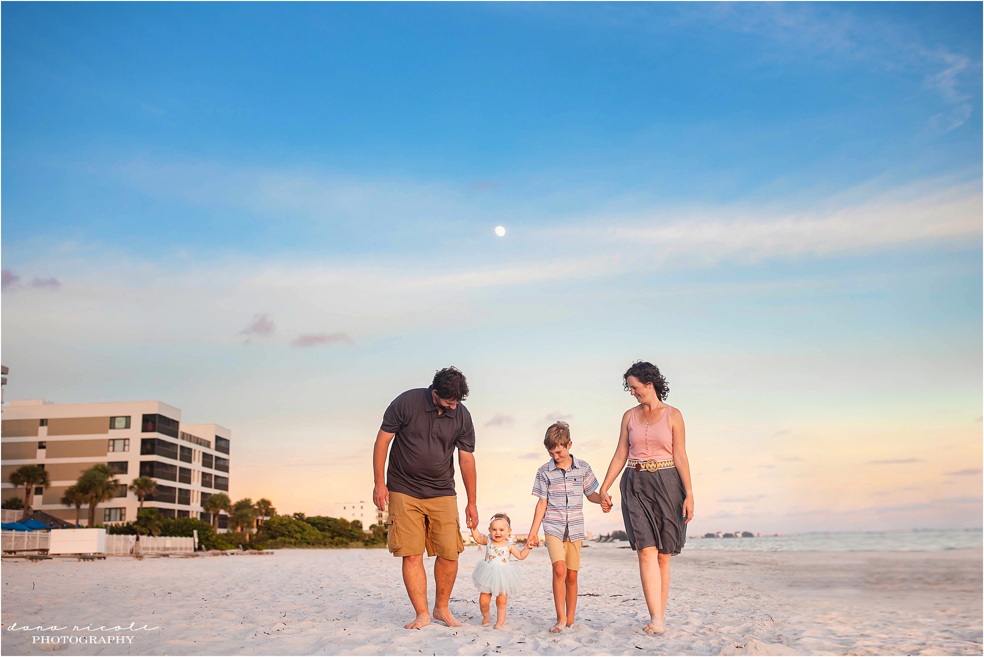 Madeira Beach Photographer | Dana Nicole Photography | Tampa, FL